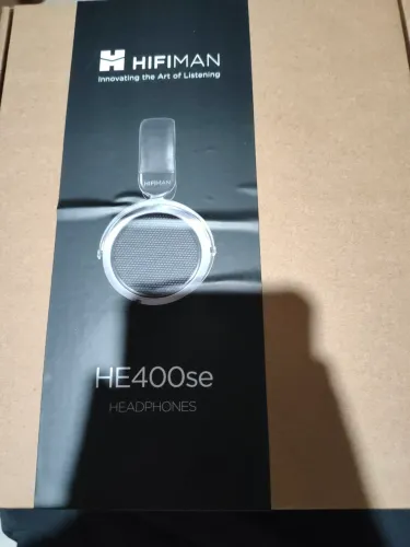 Fone de ouvido hifiman he400se novo na caixa