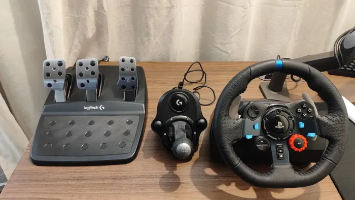 Volante Logitech G29 + pedais + cambio