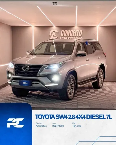 Toyota Hilux SW4 SRX 4X4 2.8 TDI 16V Dies. Aut. 2021