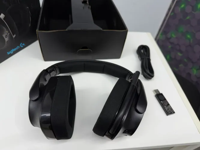Headset Gamer Sem Fio Logitech G533 com Bluetooth e Microfone, Preto