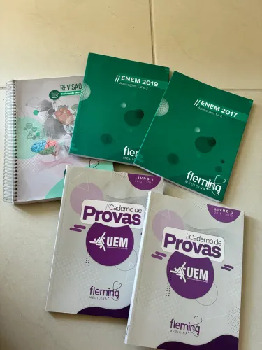 LIVROS EXERCÍCIOS PRÉ-VESTIBULAR- USADO