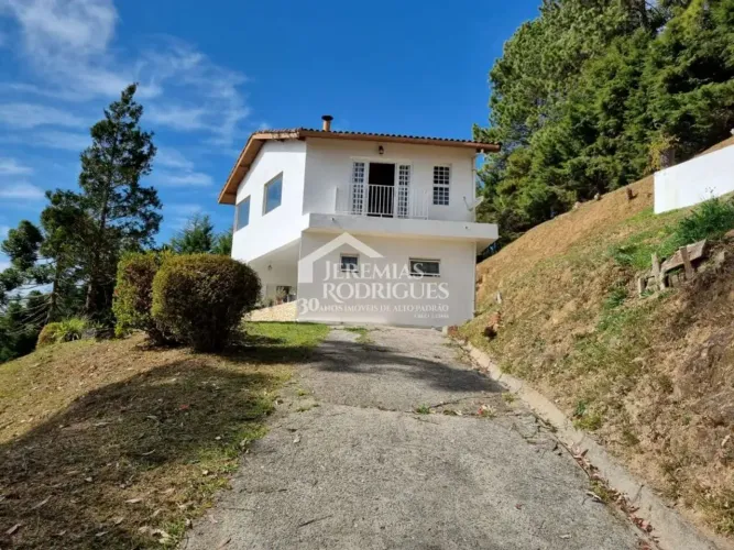 Casa à venda no Condomínio Pedra do Fogo em Campos do Jordão/SP