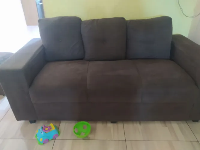 Sofá 3 lugares 