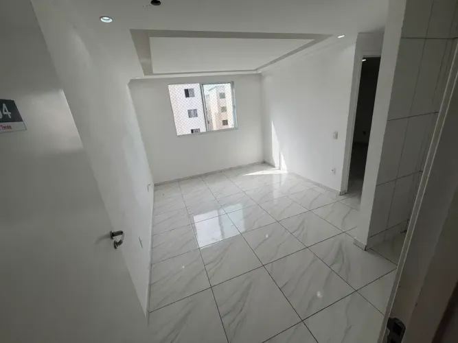 REPASSE DE APARTAMENTO REFORMADO - PARQUE LUSITÂNIA II - PARCELAS DE 530,00