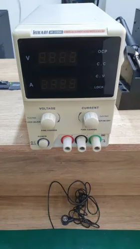 Fonte de Bancada Assimétrica Hikari HF 3295F