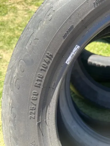 4 Pneus Pirelli 225/60 R18