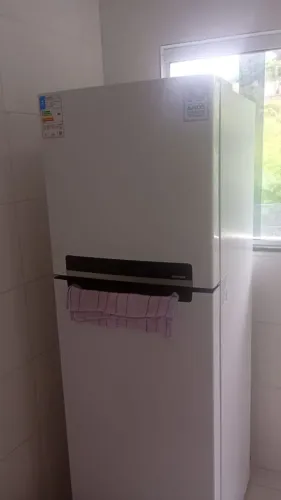 Geladeira Midea 