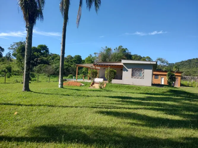 Sítio a venda na BR 040