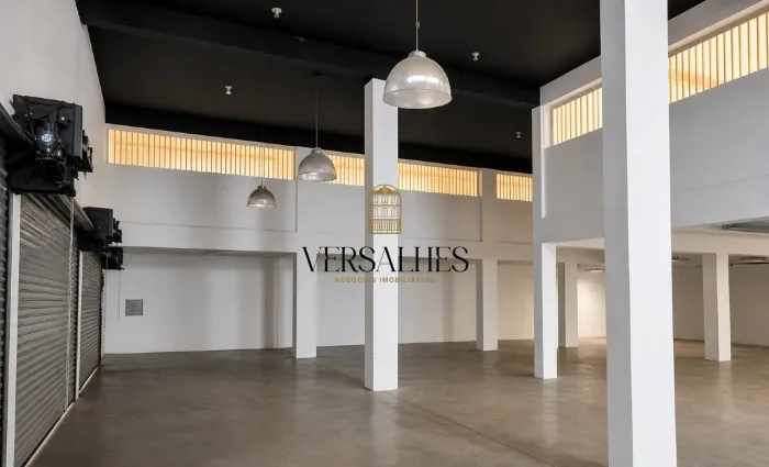 Loja para alugar com 02 banheiros, 18 vagas de garagem, 690 m² - Bairro Palmares
