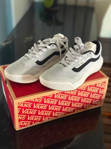 VENDO TÊNIS VANS ULTRARANGE 2.0 - Nº 35