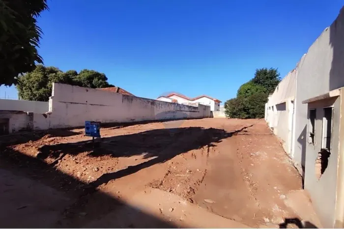 Terreno no centro da cidade de Lins-SP - R$ 690.000,00