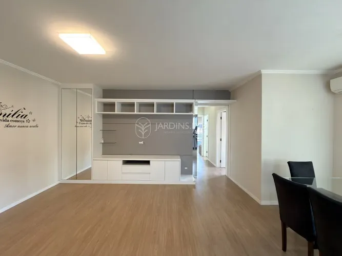 APARTAMENTO SEMI MOBILIADO NO BAIRRO AMÉRICA