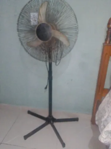Ventilador tripé grande