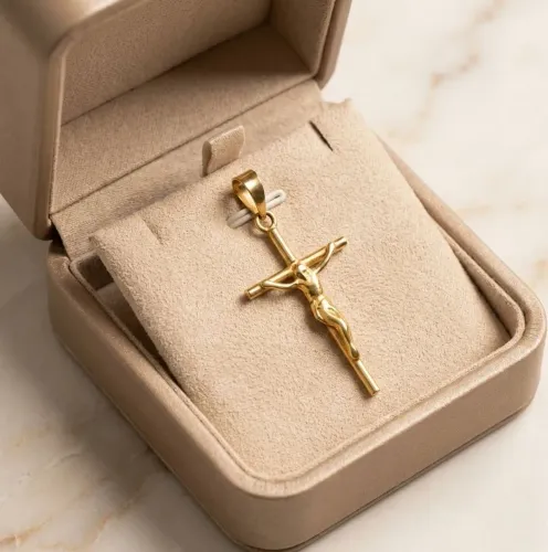 Pingente Crucifixo com Cristo em Ouro 18K 750