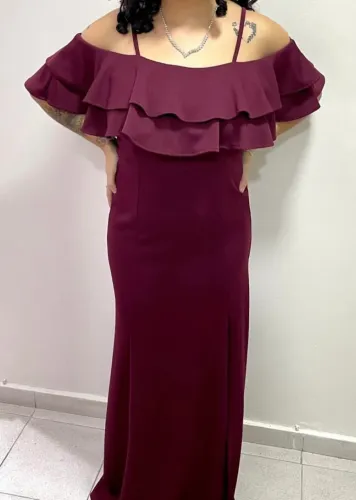 Vestido marsala de crepe