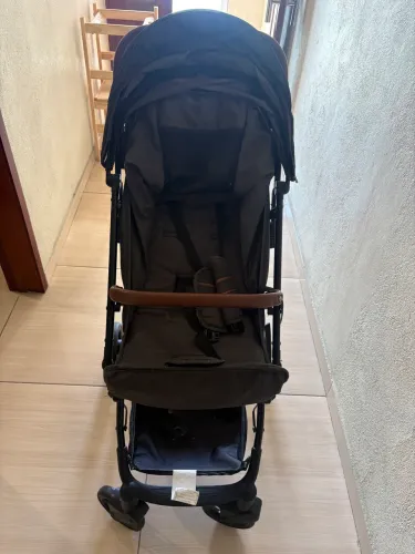 Carrinho de bebê compacto (Galzerano) - muito conservado
