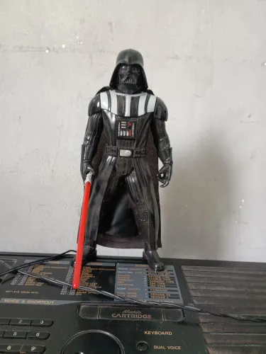 Boneco Darth Vader