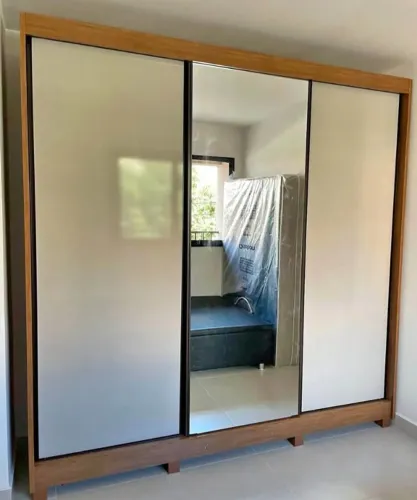 Guarda Roupa Casal 100% MDF 3 Portas com Espelho (Novo) Entrega Grátis!