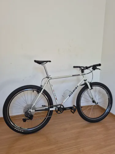 Nishiki Backroads 1996 aro 26 (restomod