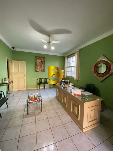 Casa residencial à venda em Uberaba/MG (Nossa Senhora da Abadia) | 4 quartos, 1 suíte, 2 v