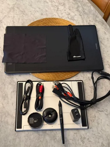Huion Kamvas Pro 16 (2.5K) Mesa Digitalizadora Profissional com Tela QHD | Completa