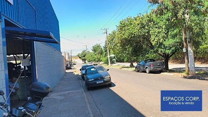 Galpão e fundo de comércio, 480m² - venda por R$ 1.000.000 ou aluguel por R$ 8.100/mês - J
