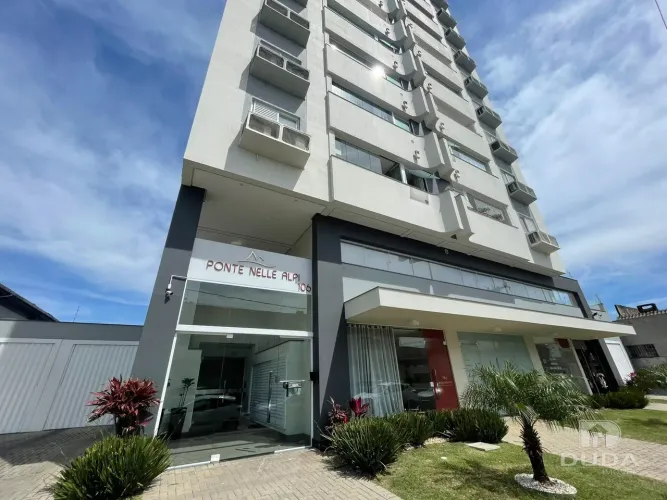 Apartamento semi-mobiliado