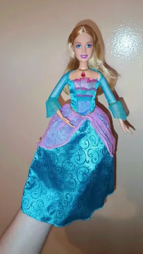 Barbie Rosella princesa da ilha