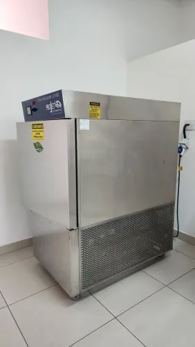 Ultracongelador UCP-40S trifásico, 220v