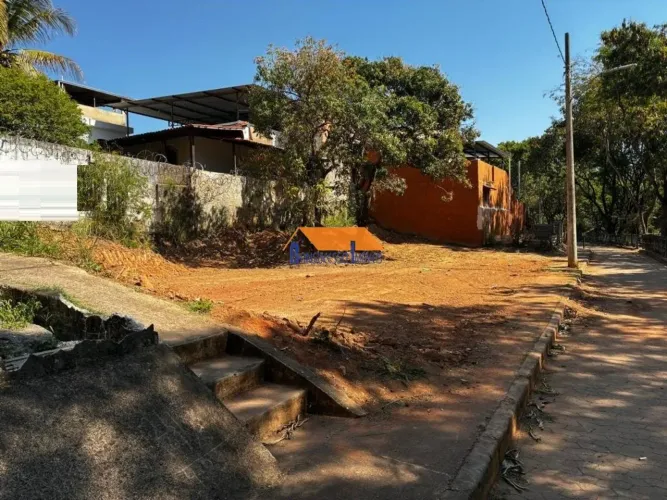 terreno Bairro Campo Alegre em Belo Horioznte