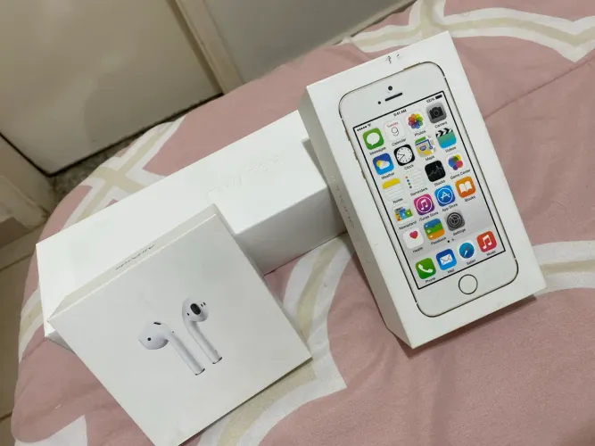 Combo Apple Watch + AirPods + IPhone 5S