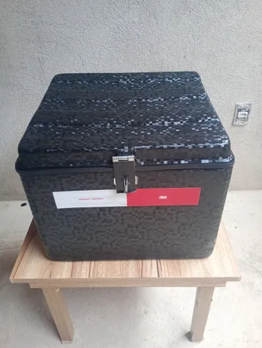 Baú fibra 70 litros