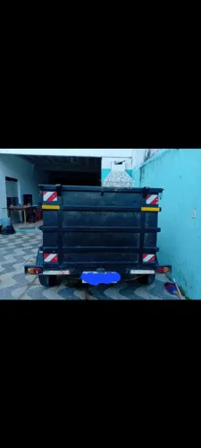 Reboque em Bom estado com documentação em dias