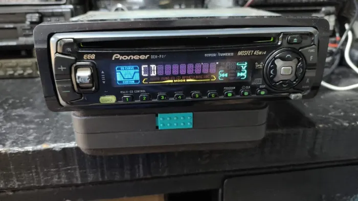 Rádio Pionner DEH P31