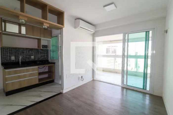 APARTAMENTO RESIDENTIAL em Campinas - São Paulo, Cambuí