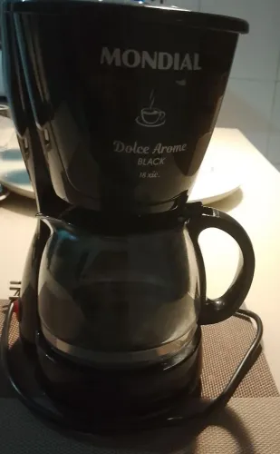 Vendo uma  cafeteira boa excelente 