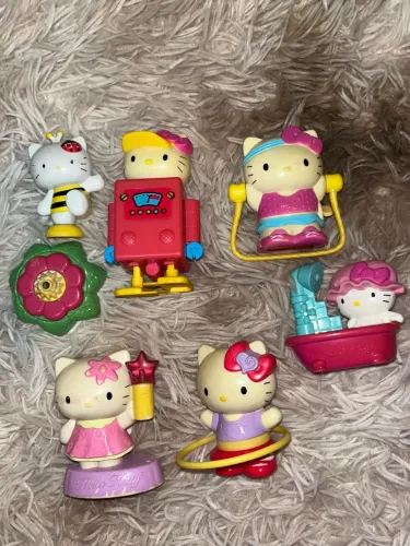 Lote de hello kitty de ovo de páscoa (colecionador) LER DESCRIÇÃO