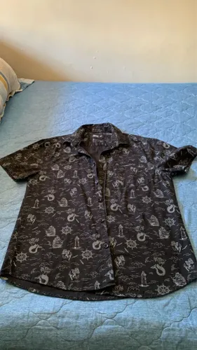 Camisa Zara e Camisa de botão
