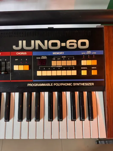 Juno 60 