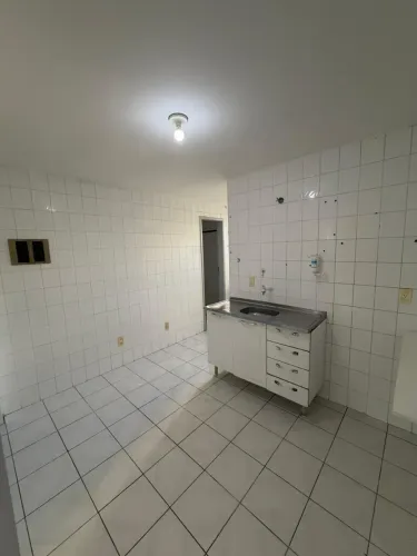Cobertura a venda no Imbui com 3 quartos piscina e dependência no Imbui Tropical