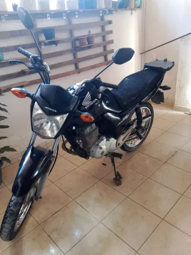 Vendo moto CG 150 start