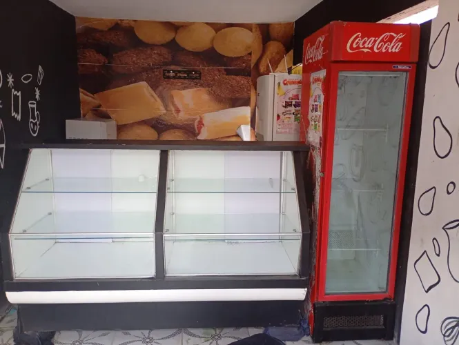 VENDO BALCÃO E FREEZER