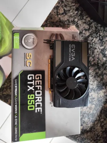 Placa de vídeo GTX 950 2 gb