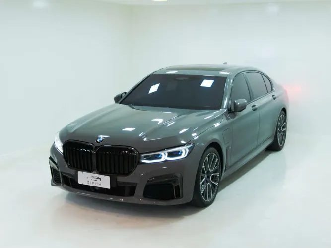 BMW 745LE M Sport Sedan 3.0 V6 Híbrido Aut. 2021