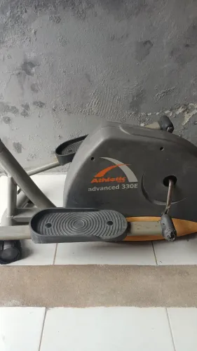 Bicicleta ergometrica eliptico athetic advanced 330E