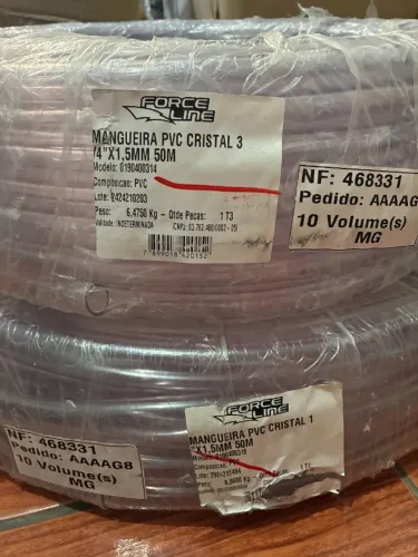 Mangueira de PVC cristal 3/4 x 1,5mm e 1" x  1,5mm 50 mt cada rolo .NOVA