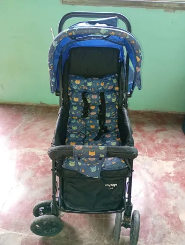 Vende-se carrinho de bebê, andajar, 01 rede, e uma bolsa natura