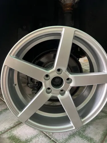 Vendo rodas 19 duas