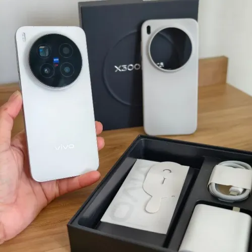 VIVO X300 PRO CN (CHINES) - 16/512GB - COMO NOVO