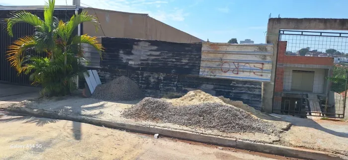 Terreno 6x20 no Wanel Ville
